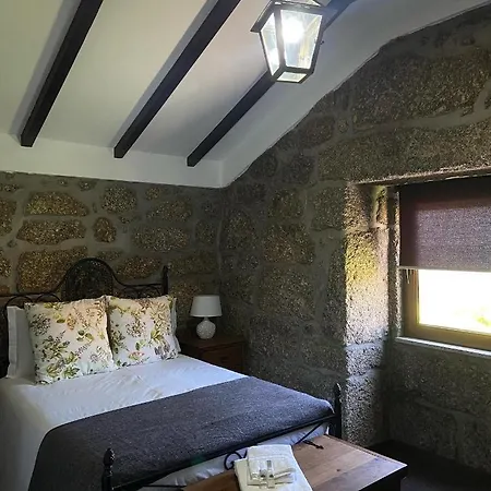 Quinta Da Cortelhinha Farm stay *