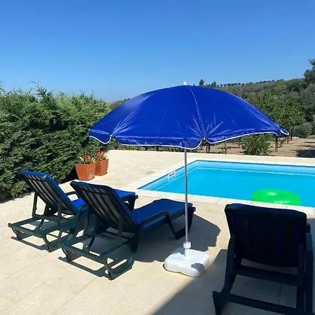 Quinta Da Cortelhinha Farm stay
