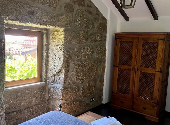 ファームステイ Quinta Da Cortelhinha オリヴェイラ・ド・オスピタル